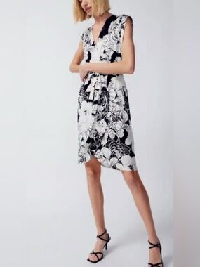 White House Black Market , Surplice Tie Sheath Midi Dress Size XL